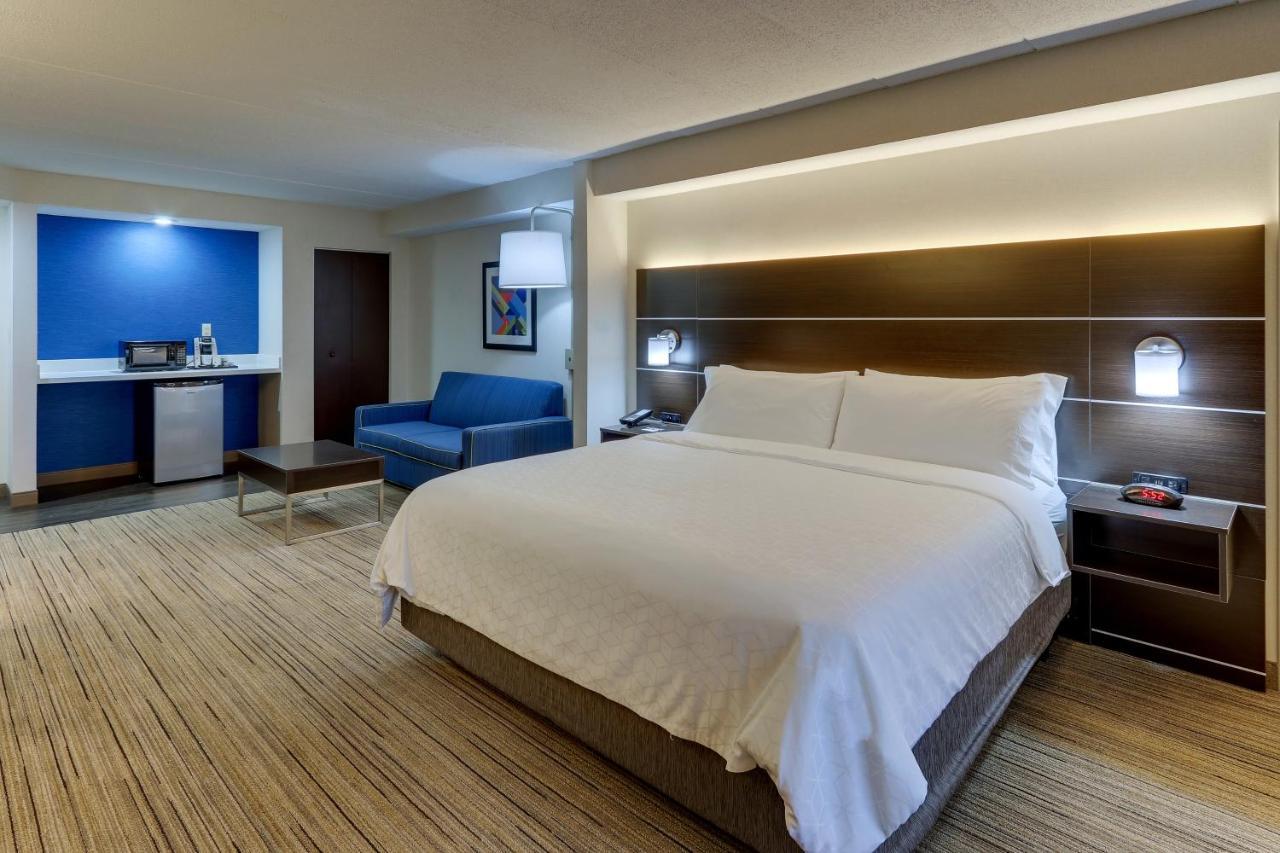 Holiday Inn Express & Suites Troy By Ihg Exterior foto