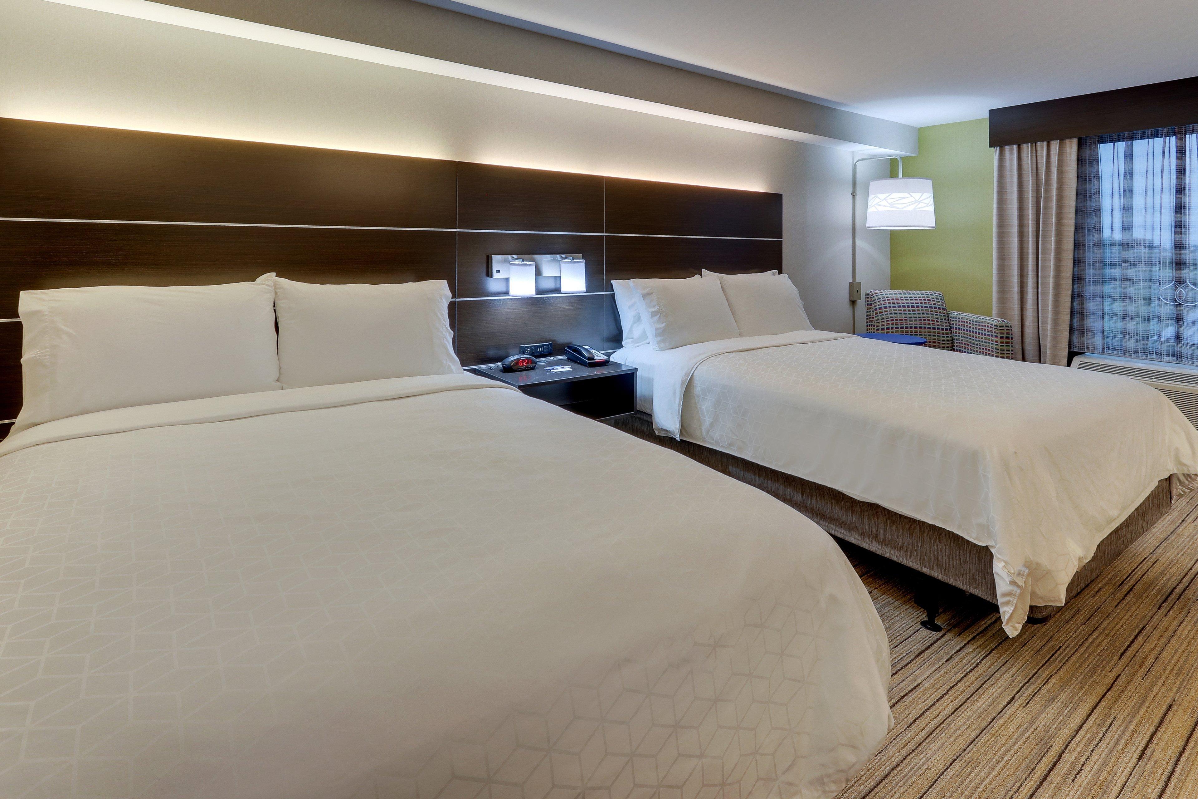 Holiday Inn Express & Suites Troy By Ihg Exterior foto