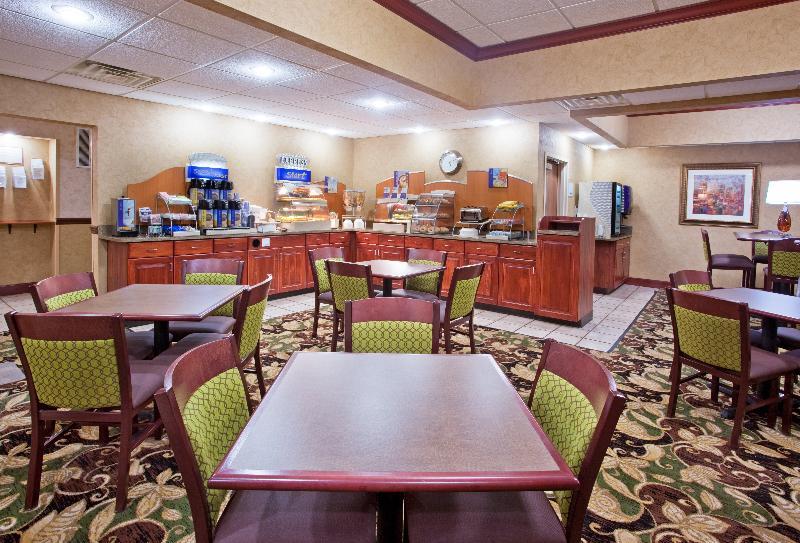 Holiday Inn Express & Suites Troy By Ihg Exterior foto